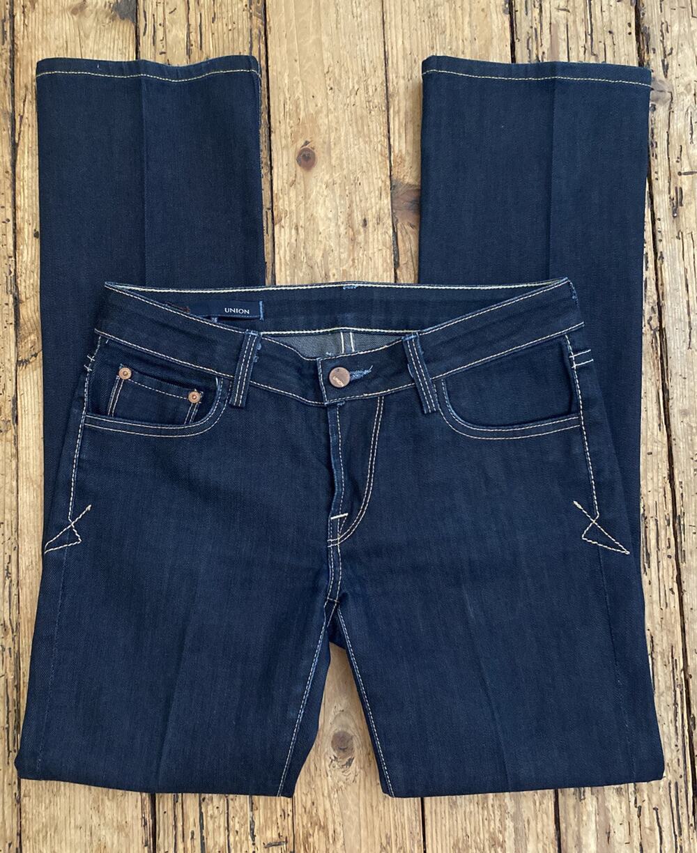 UNION Womens Size 26 Regular Dark Wash Straight Leg Jeans